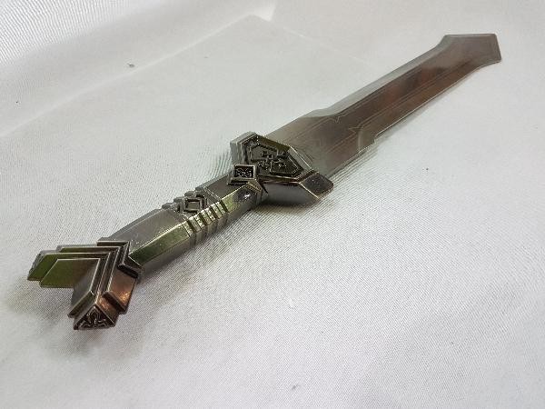 Espada Torgrim escudo de roble