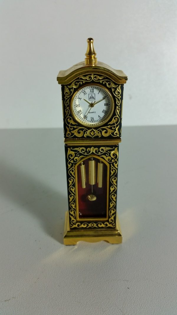 Reloj de péndulo de oro damasquino