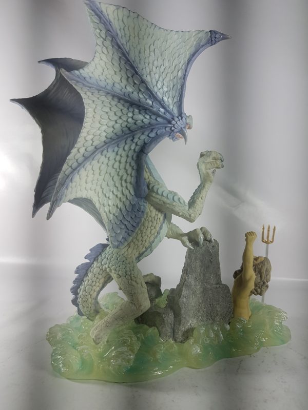 Figura de resina de dragon con Poseidon